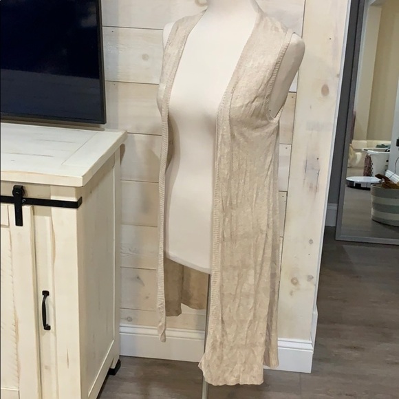 Long knit sweater vest - Picture 1 of 3